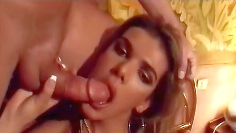 Amateur brunette gets her ass fucked and fucked anal