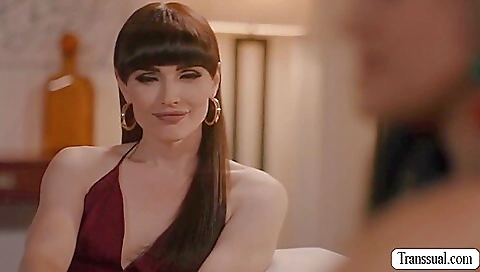 Brunette babe gets her pussy pounded by her boyfriend