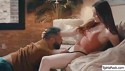 Sexy big tits brunette 18+ anal and deepthroat porn clip