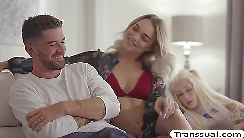 Big ass blonde with a nice ass and face gets her asshole fucked