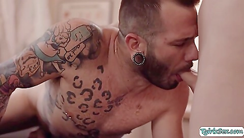 Hot blonde masseuse fucked her client in her asshole